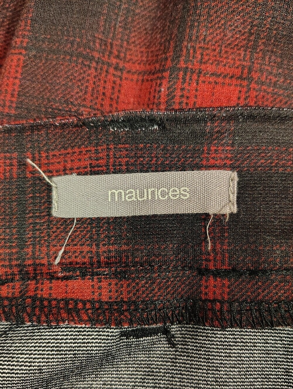 Maurices Plaid Mini Skirt Black Red Pockets Stretch XS Academia - Picture 5 of 6